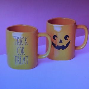 Rae Dunn 2pk Ceramic Trick or Treat Mugs New